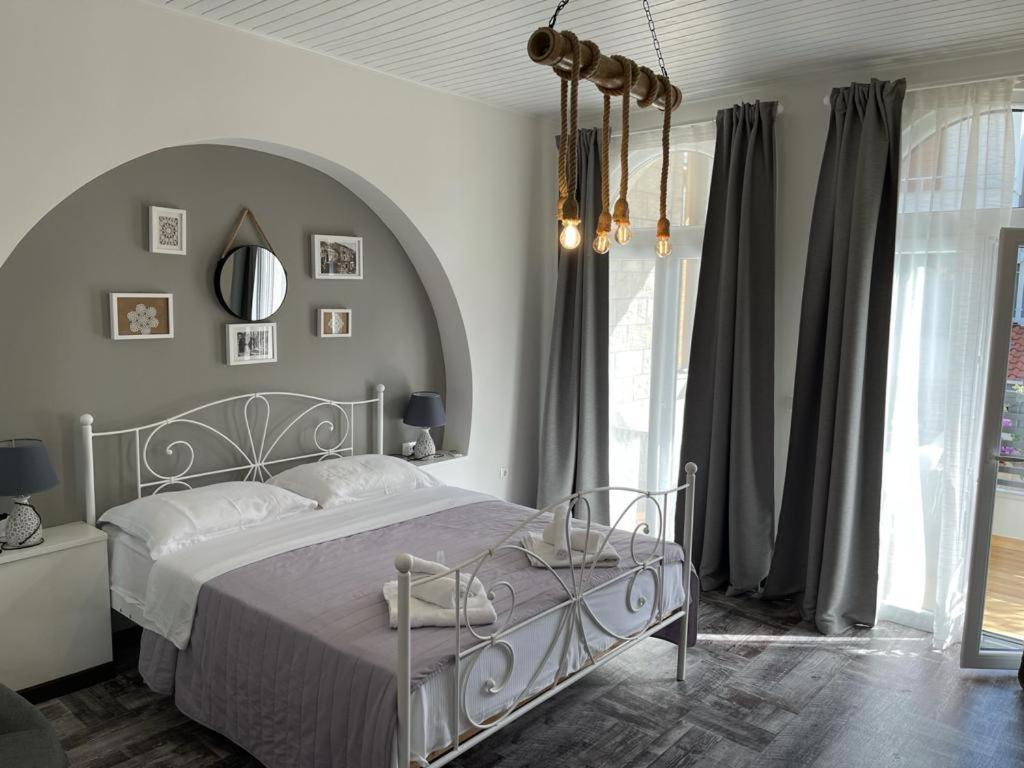 Villa Jadranka Apartments Tučepi エクステリア 写真