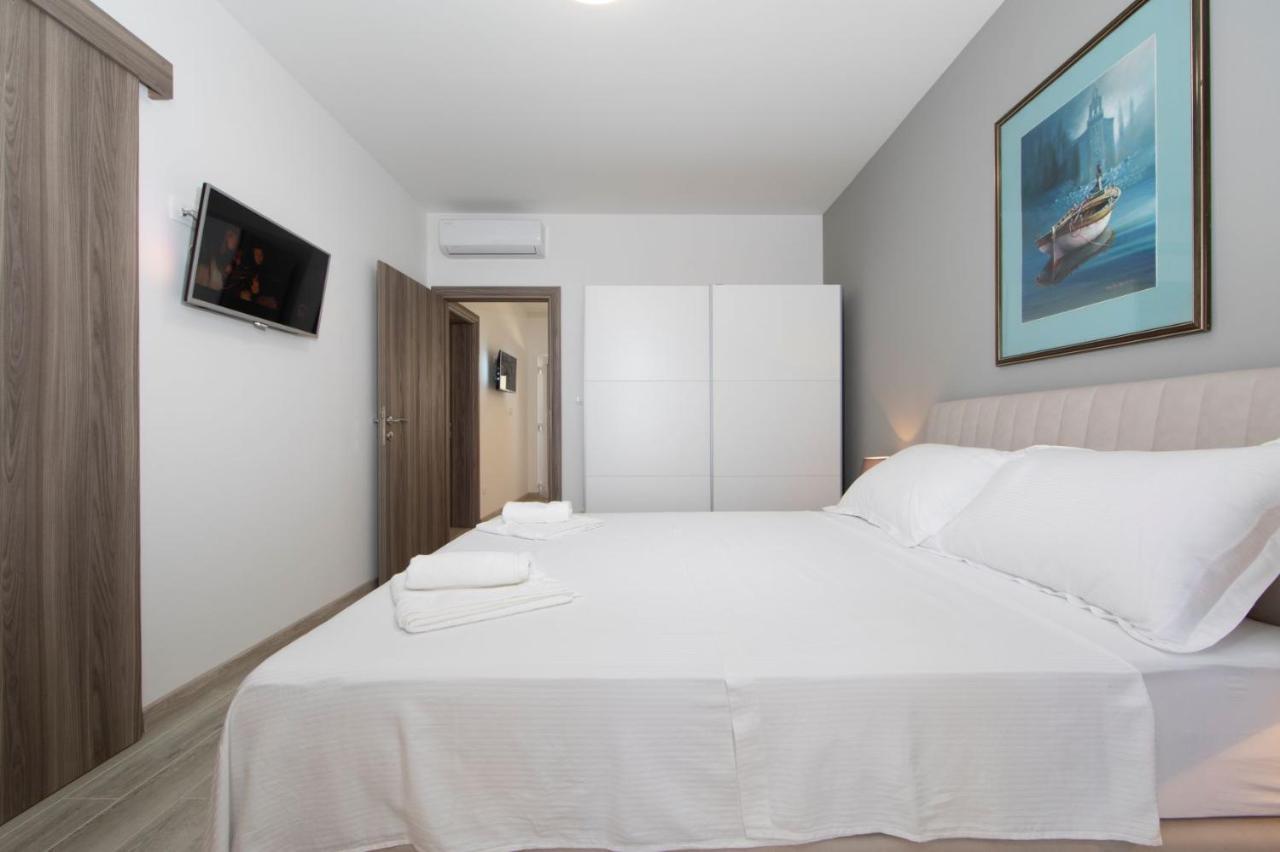 Villa Jadranka Apartments Tučepi エクステリア 写真