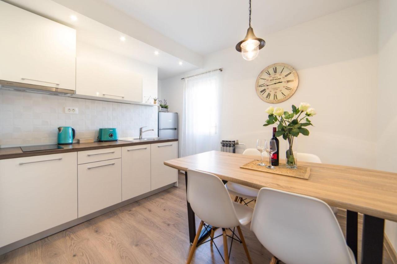 Villa Jadranka Apartments Tučepi エクステリア 写真