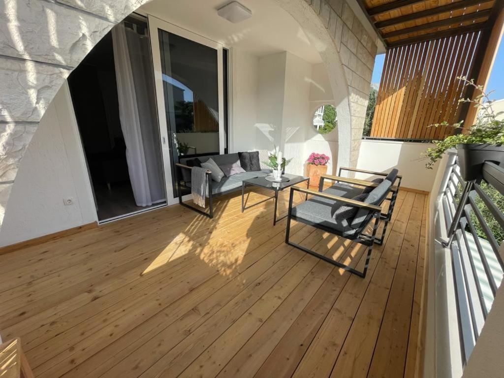 Villa Jadranka Apartments Tučepi エクステリア 写真
