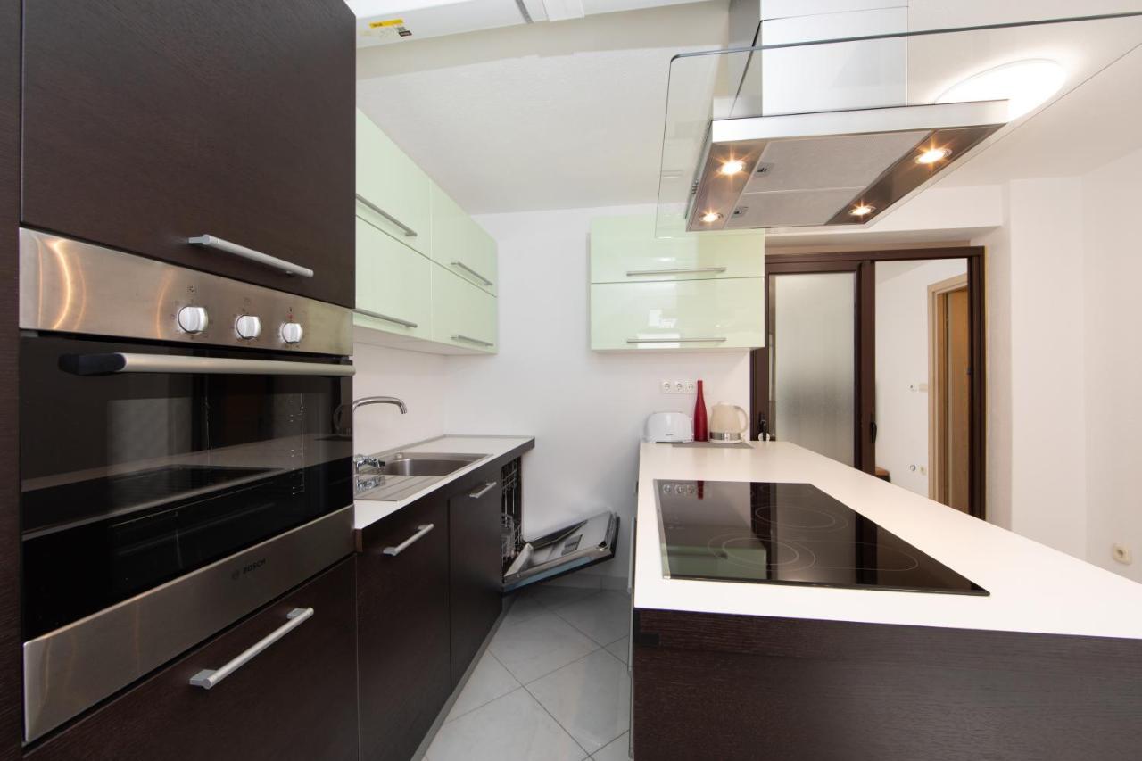 Villa Jadranka Apartments Tučepi エクステリア 写真