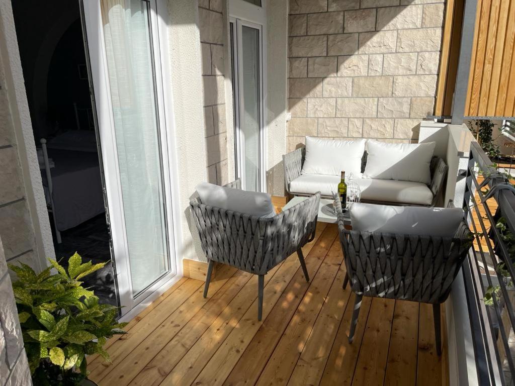 Villa Jadranka Apartments Tučepi エクステリア 写真