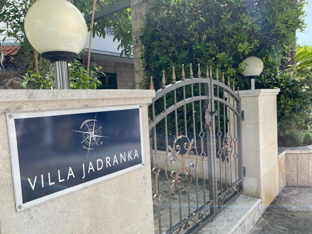 Villa Jadranka Apartments Tučepi エクステリア 写真